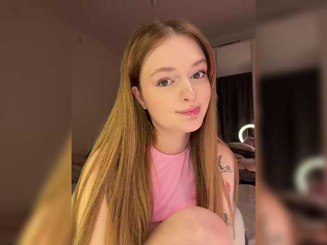 Entra en el chat con el modelo -loveli-di -loveli-di