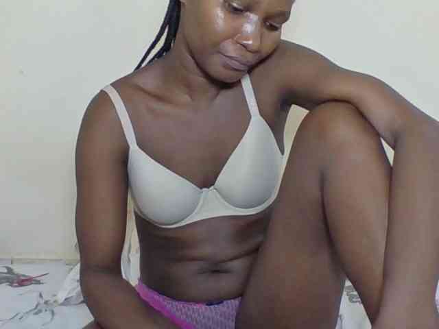 Ebonycutegal webcam