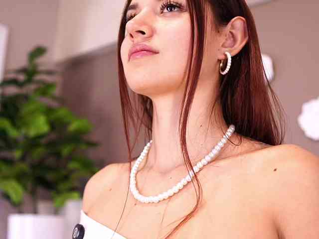 AylinMiller webcam