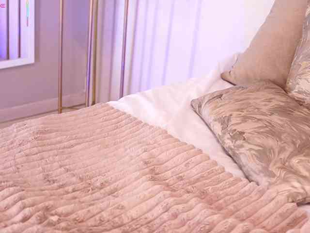 AylinMiller webcam