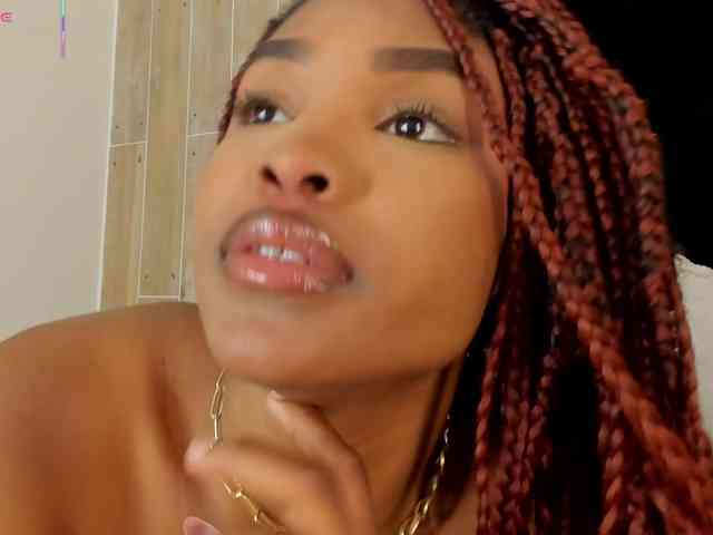 AriaFoster webcam