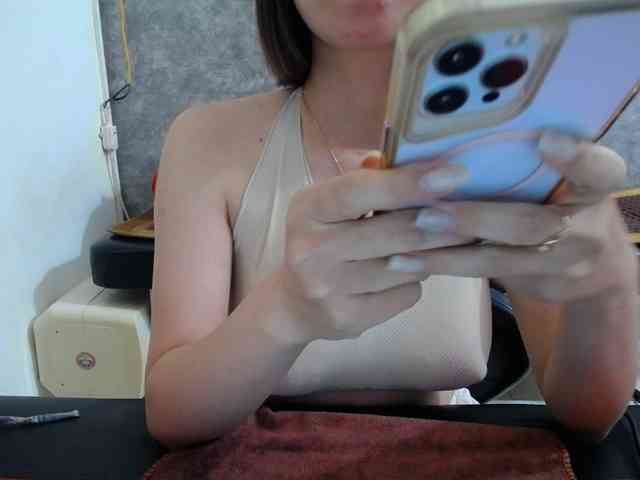HotQueen93 webcam