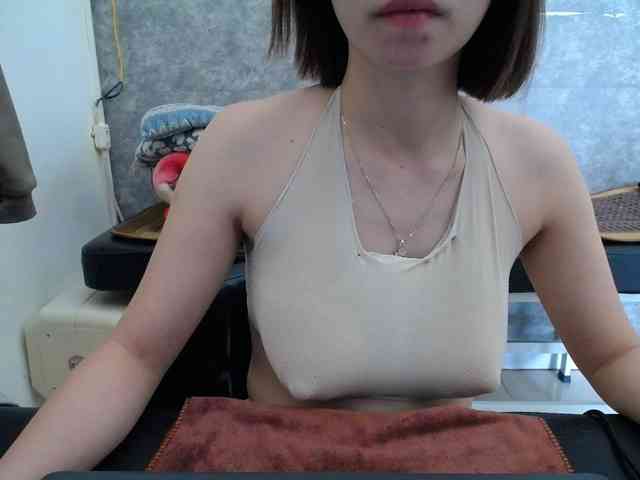 HotQueen93 webcam