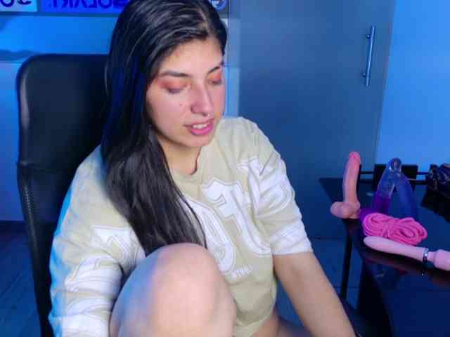 VileettaMiller webcam
