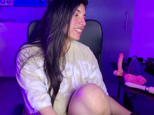 VileettaMiller webcam