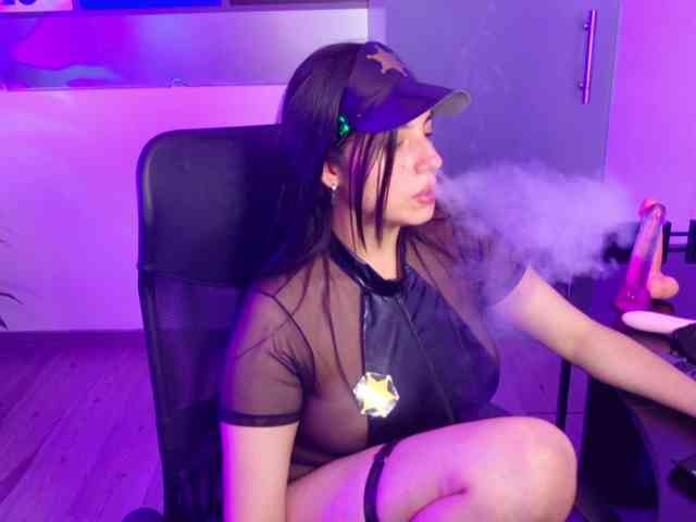 VileettaMiller webcam