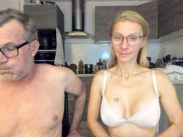 Munishpunish webcam