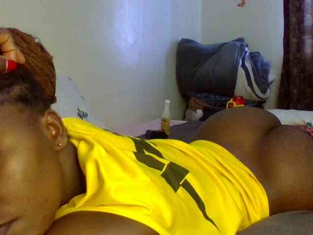 QueenJacky webcam