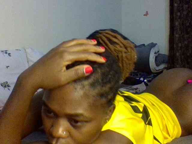 QueenJacky webcam