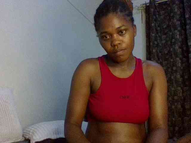 QueenJacky webcam