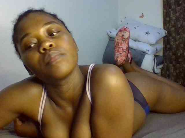 QueenJacky webcam