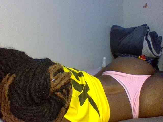 QueenJacky webcam