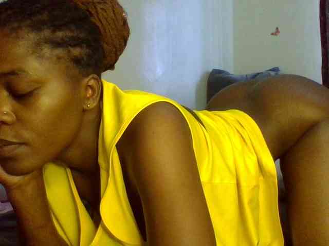 QueenJacky webcam