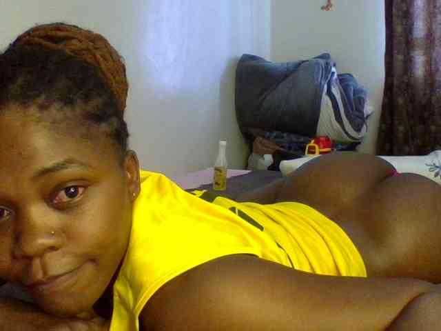 QueenJacky webcam