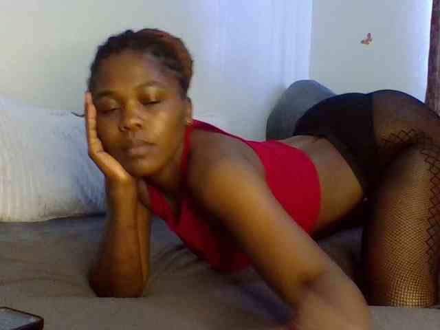 QueenJacky webcam