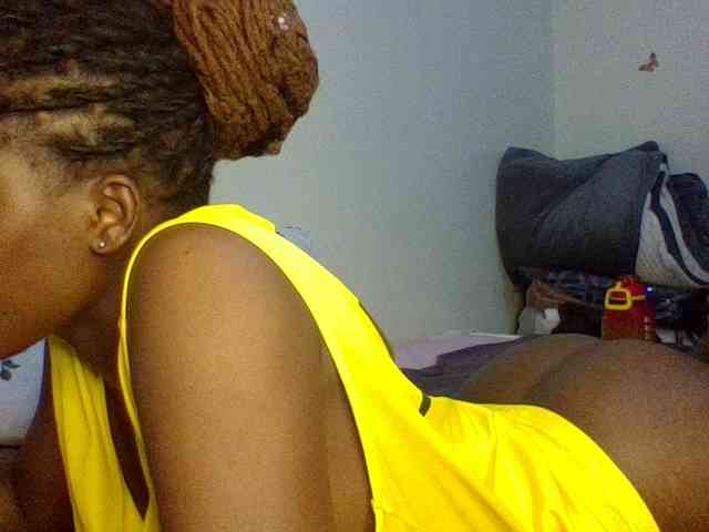 QueenJacky webcam