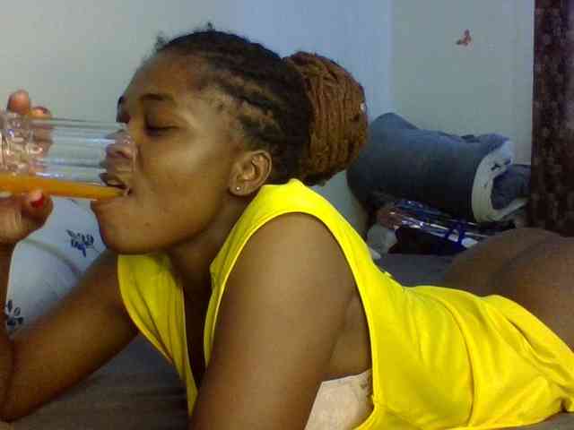 QueenJacky webcam