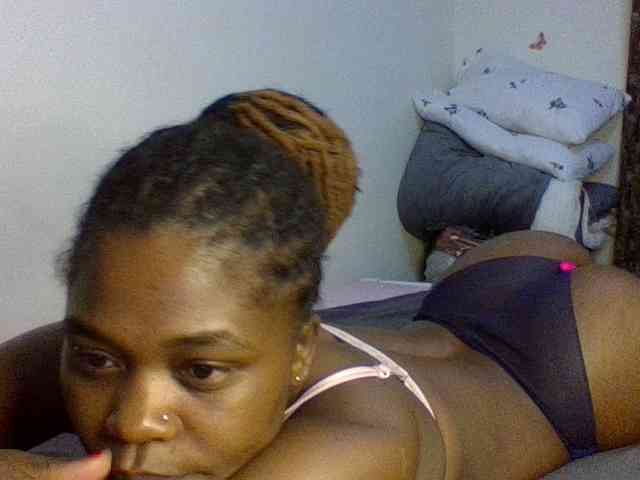 QueenJacky webcam