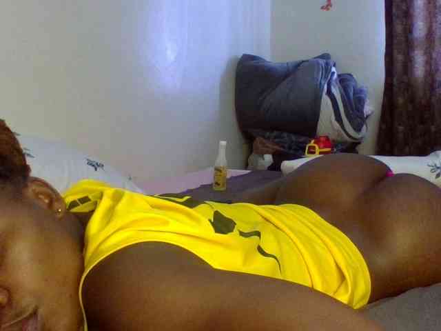 QueenJacky webcam