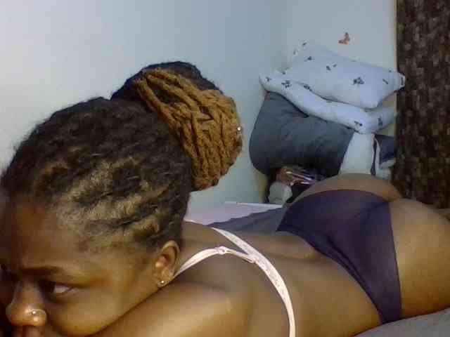 QueenJacky webcam