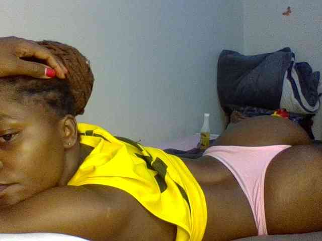 QueenJacky webcam