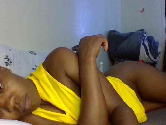QueenJacky webcam