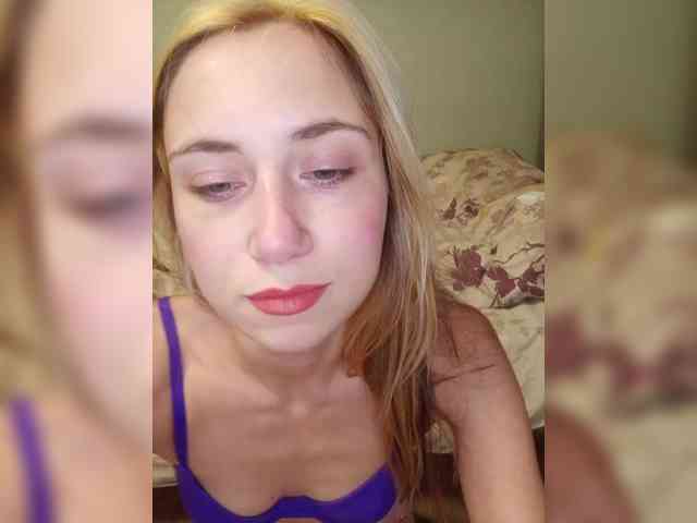 MilkyGirl webcam