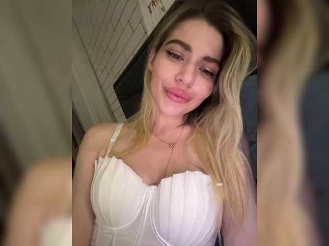 VIOLA-Sweet-Beauty webcam