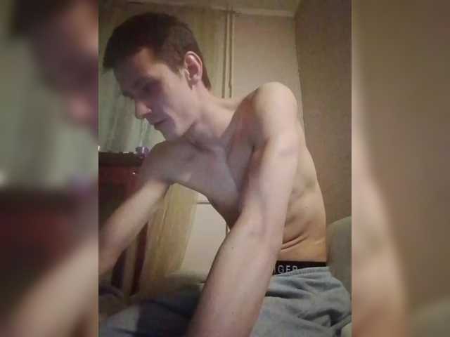 Entra en el chat con el modelo Laylay13 Laylay13