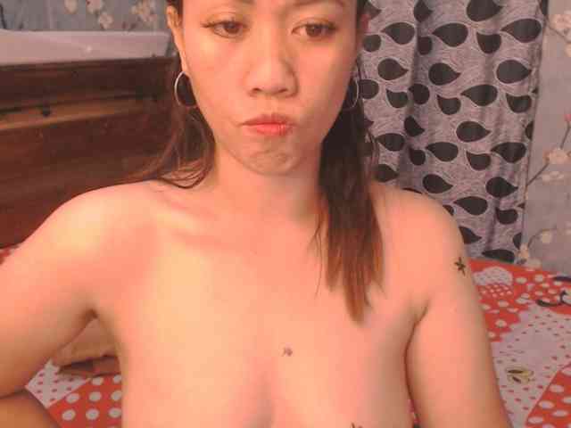 lhixyhorny webcam