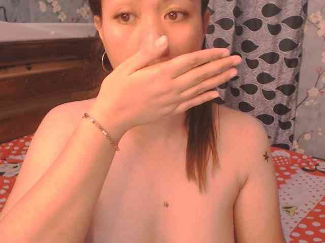 lhixyhorny webcam