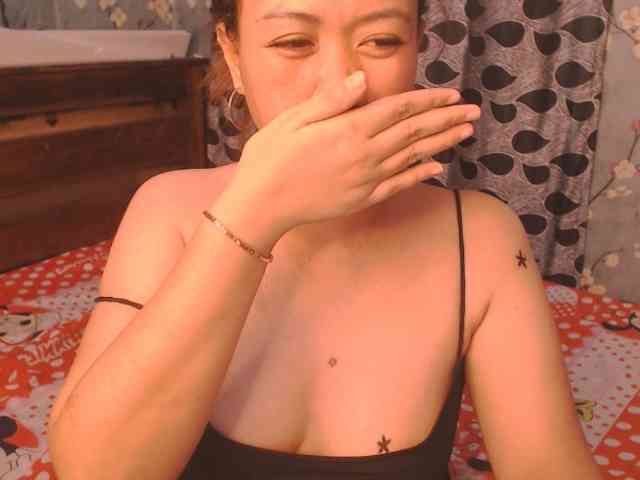 lhixyhorny webcam