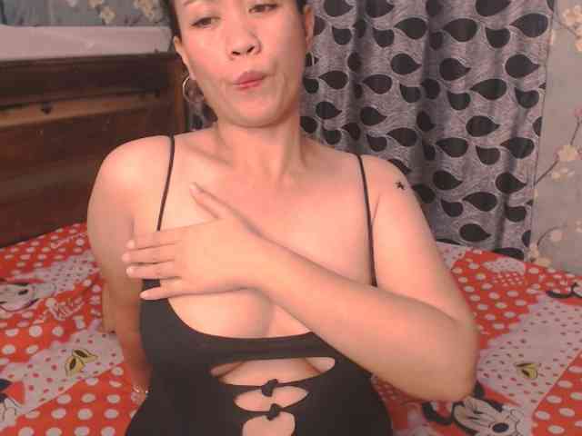 lhixyhorny webcam