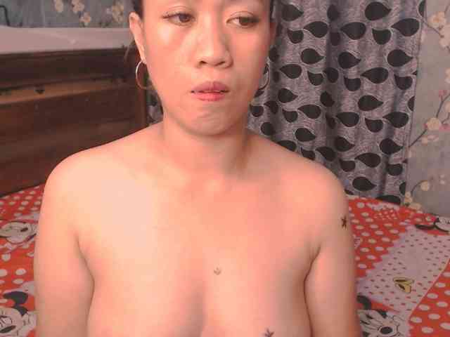 lhixyhorny webcam