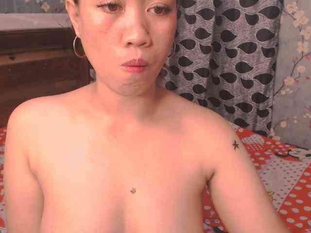lhixyhorny webcam