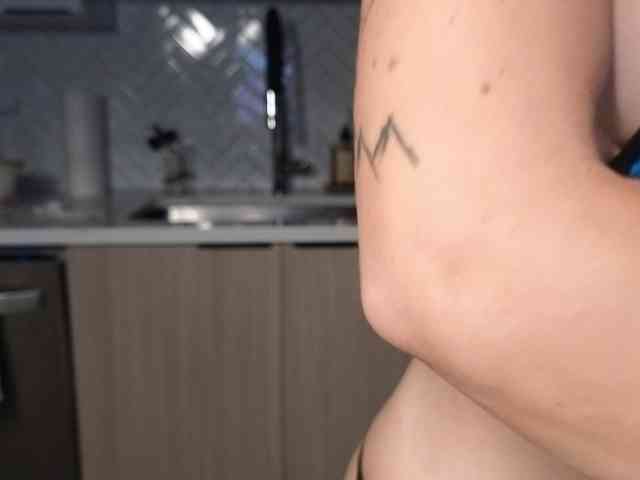 LunaBlondSexy webcam
