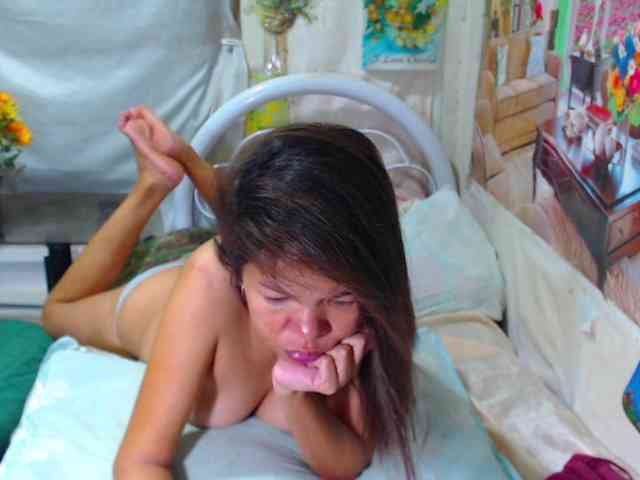 Horny4s3x webcam
