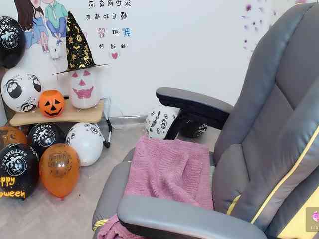 Angela19 webcam
