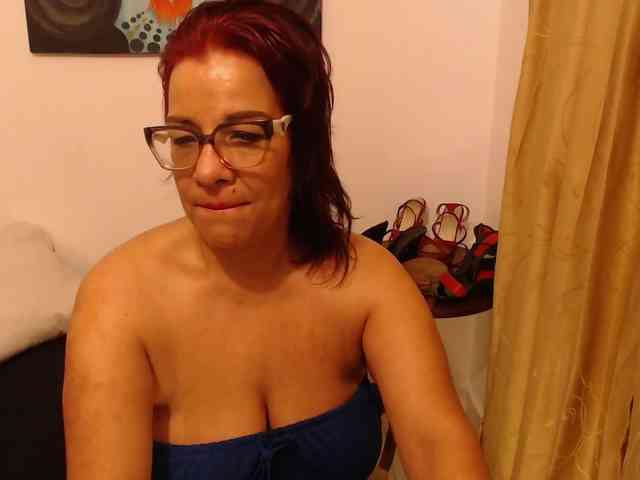 Madame_Desire webcam