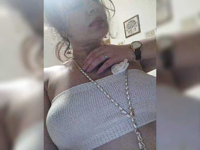 Good-woman webcam