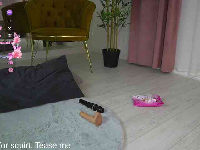 MyaBlack webcam