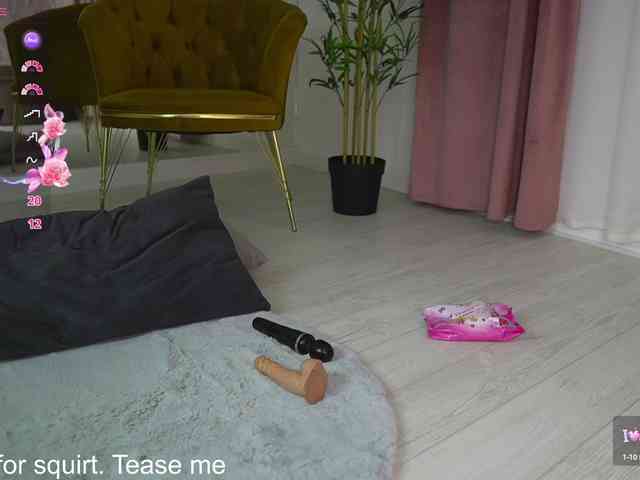 MyaBlack webcam