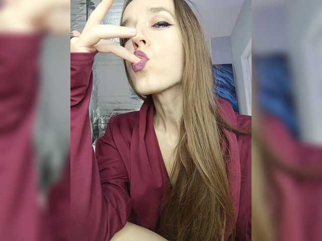 Entrez le videochat erotique avec le
modèle A_R_T_A A_R_T_A