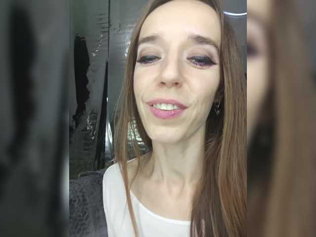 Gratis Live Sexcam mit A_R_T_A A_R_T_A