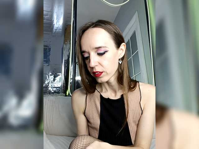 Gratis Live Sexcam mit A_R_T_A A_R_T_A