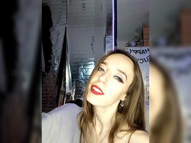 Gratis Live Sexcam mit A_R_T_A A_R_T_A