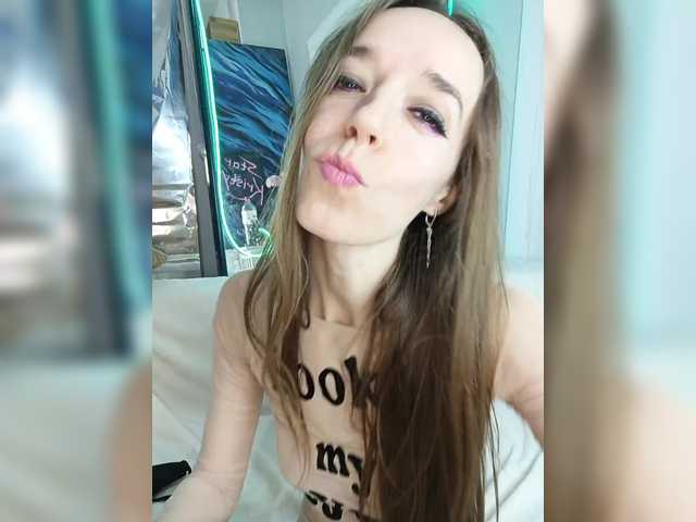 Gratis Live Sexcam mit A_R_T_A A_R_T_A