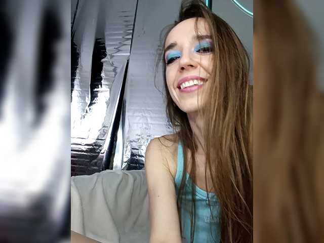 Entra en el chat con el modelo A_R_T_A A_R_T_A