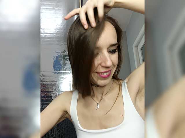 Entra en el chat con el modelo A_R_T_A A_R_T_A