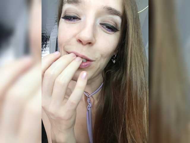 Entrez le videochat erotique avec le
modèle A_R_T_A A_R_T_A